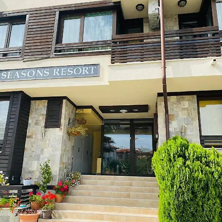 Apartment El - Seasons